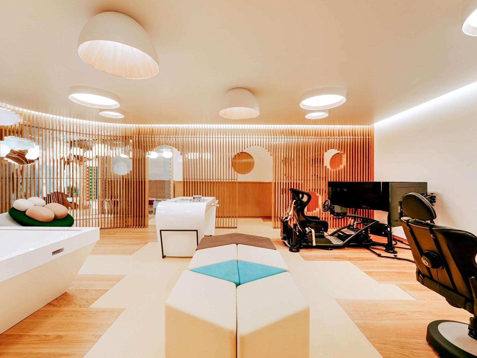 Fairmont Doha Hotell Lusail Exteriör bild The interior of the new building