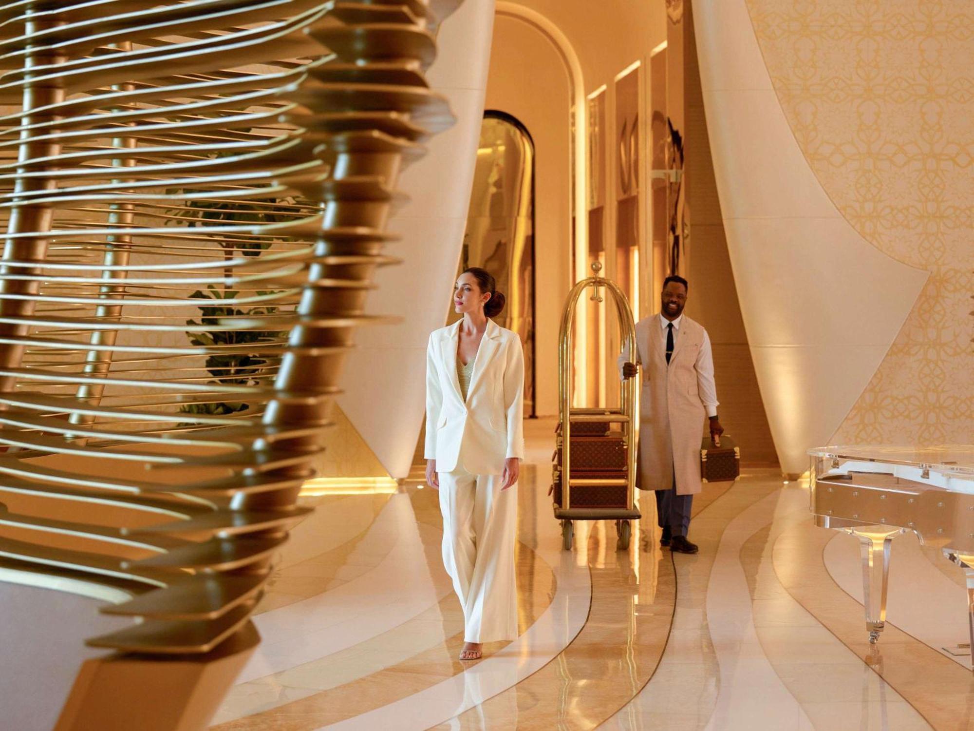 Fairmont Doha Hotell Lusail Exteriör bild The interior of the hospital
