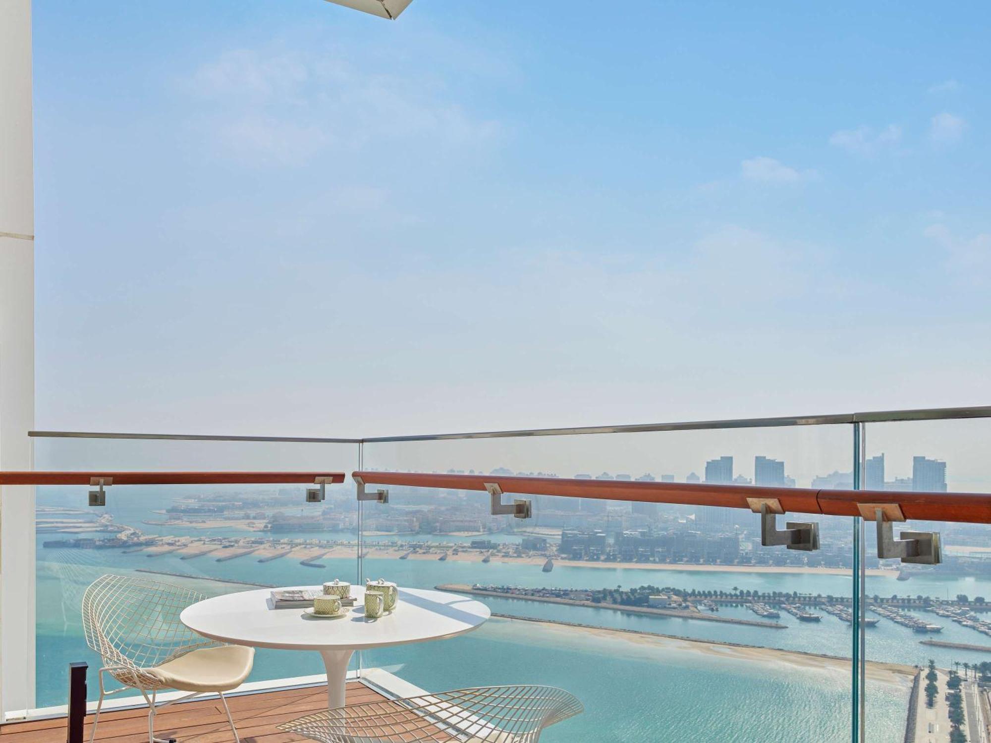 Fairmont Doha Hotell Lusail Exteriör bild